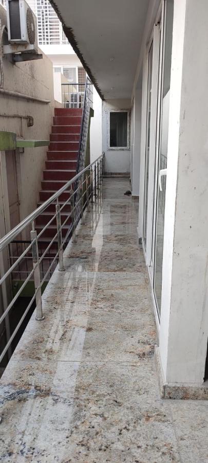 Rvr Abode -Private Rooms บังกาลอร์ ภายนอก รูปภาพ