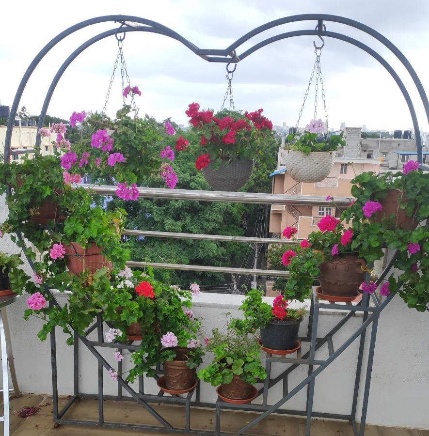 Rvr Abode -Private Rooms บังกาลอร์ ภายนอก รูปภาพ